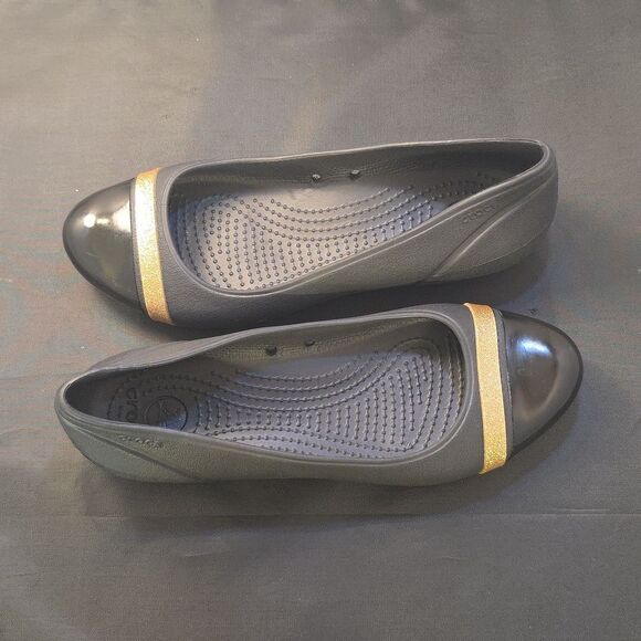 CROCS WOMENS BRYNN BALLET with TOE CAP AND SPARKLE TRIM FLATS - Picture 12 of 16